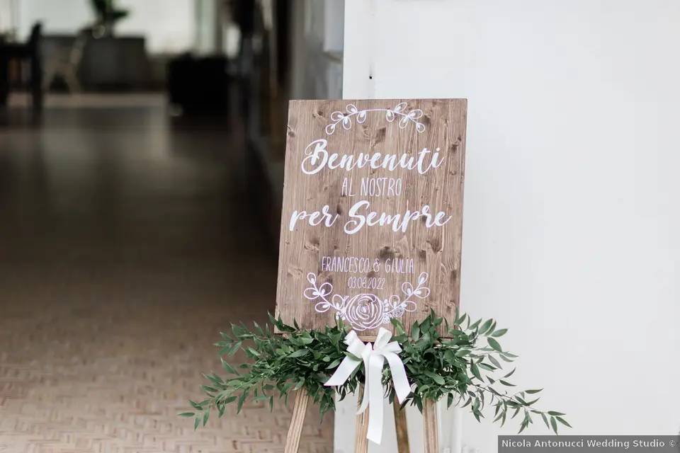 Targa di benvenuto in legno