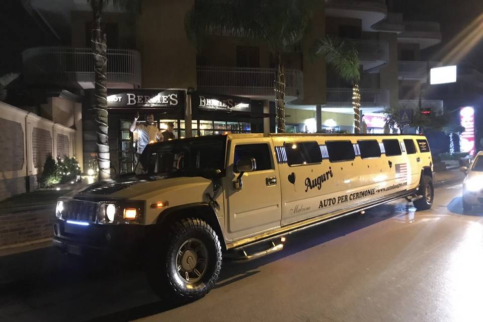 Limousine hummer