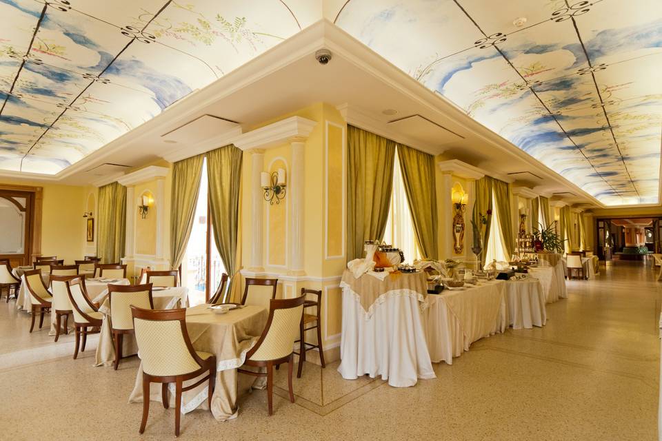 Sala colazione e bar