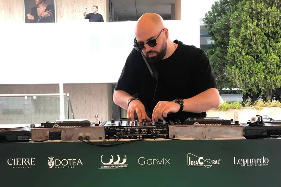 Dj set al Tarì (Caserta)