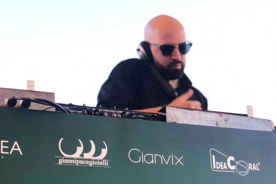 Dj set al Tarì (Caserta)