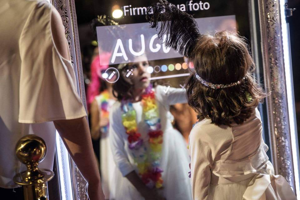 Selfie Events Magic Mirror Photobooth