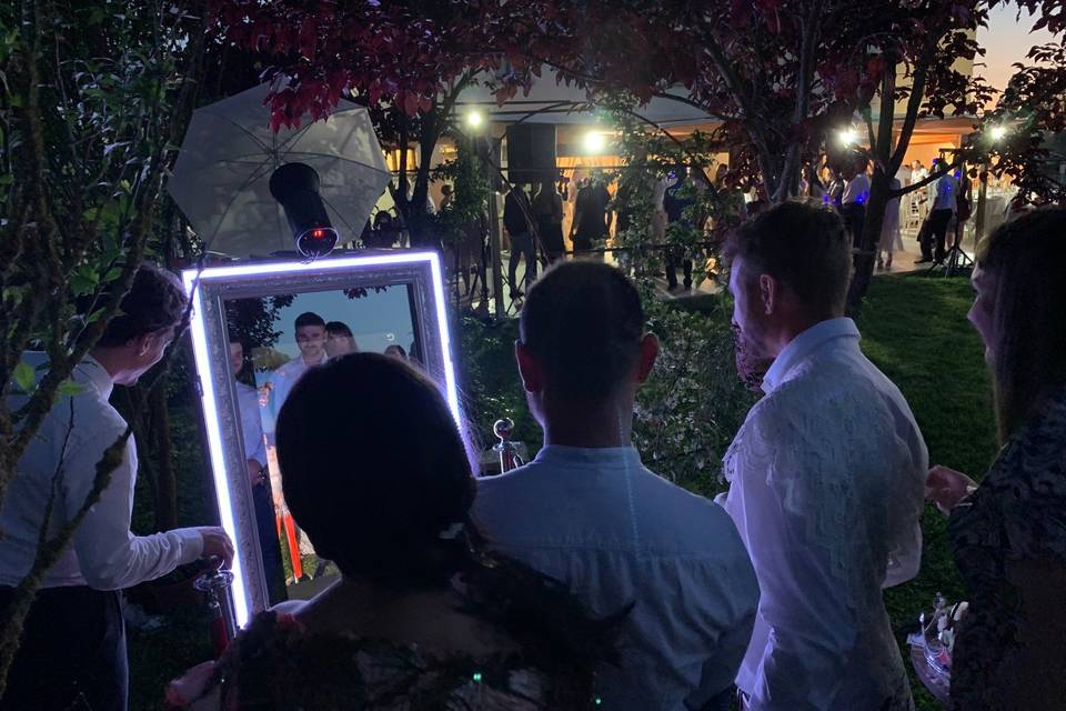 Selfie Events Magic Mirror Photobooth