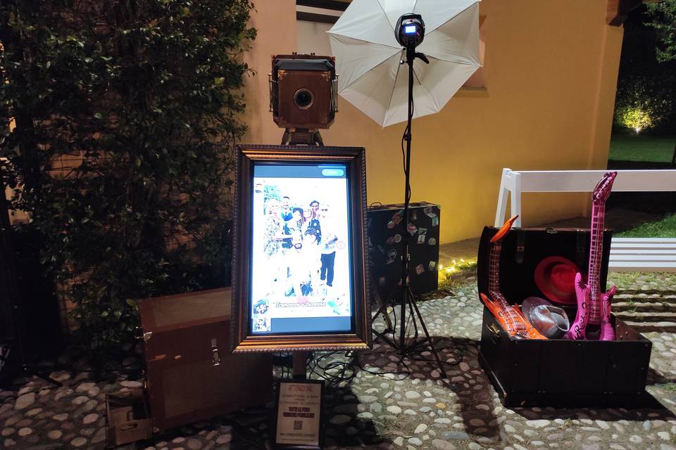 Magic Photo Booth by Zumas Production