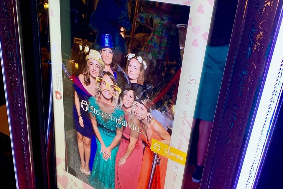 Selfie Events Magic Mirror