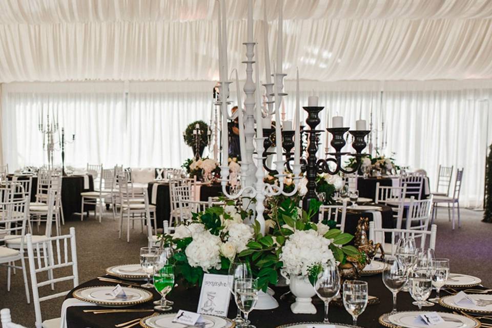 Black&white wedding decor