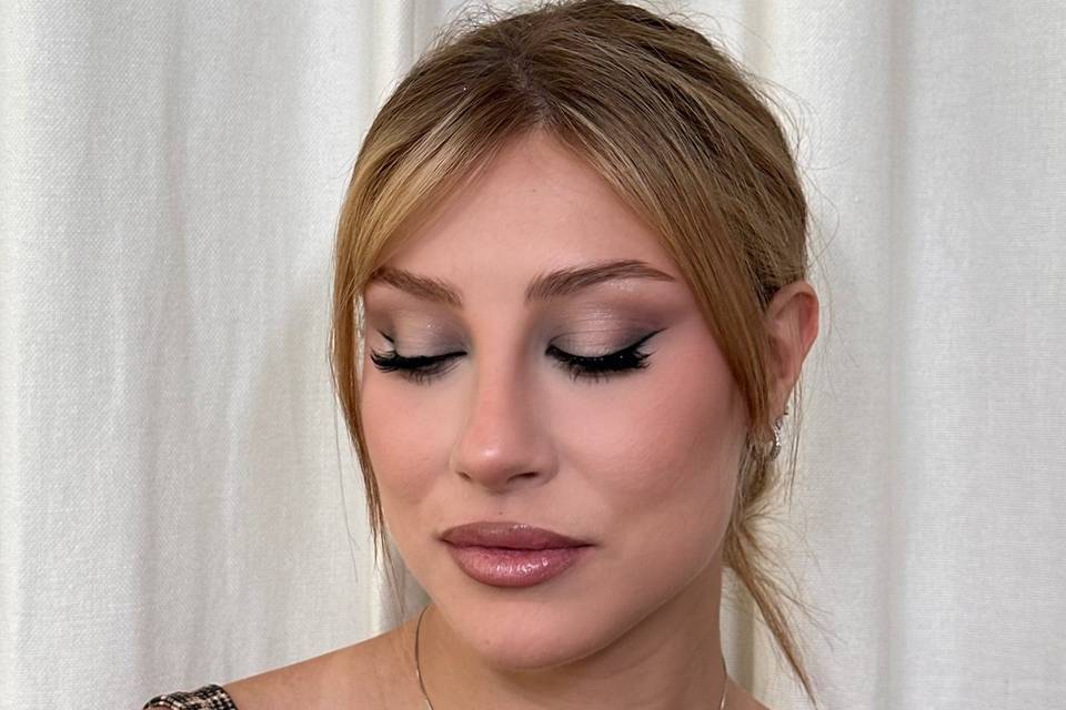 Glam Makeup
