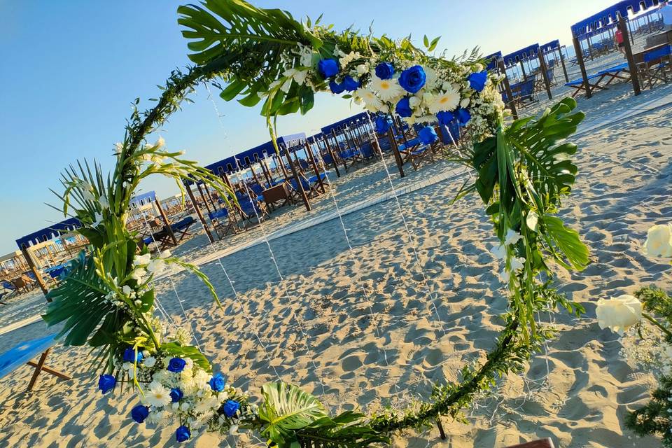 Arco fiori freschi