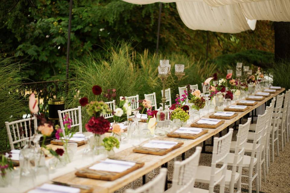 Flower set up long table
