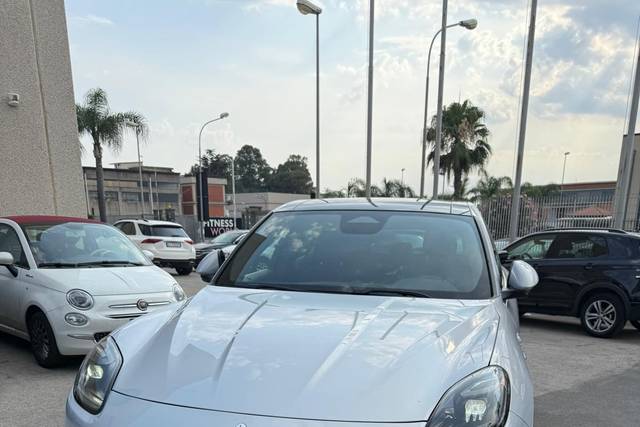 Maserati Gracale Armada