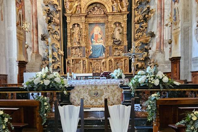 Allestimento altare