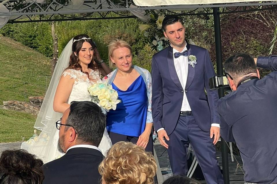 Alessandra Saviozzi Celebrante Riti di Unione in Matrimonio