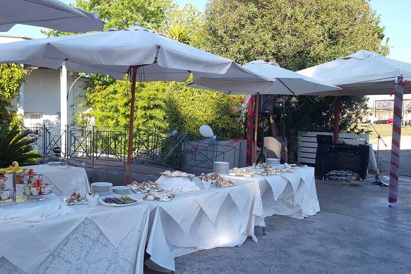 Buffet all'aperto