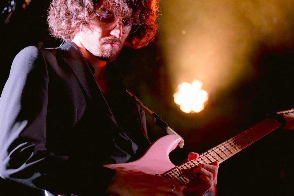 Live Custom Performers