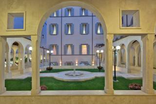 Domus Australia Boutique Guest House
