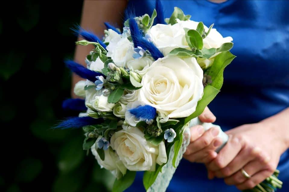 Bouquet bianco e blu