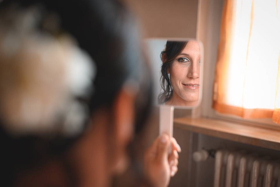 La sposa allo specchio