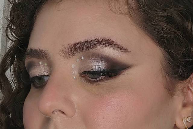 Glam makeup