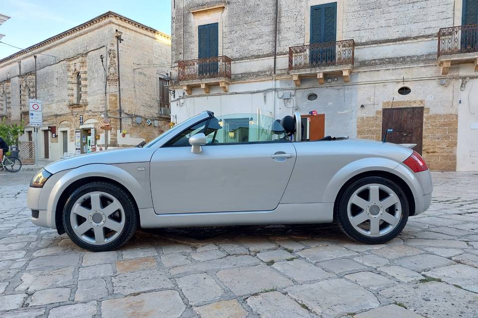 AUDI TT