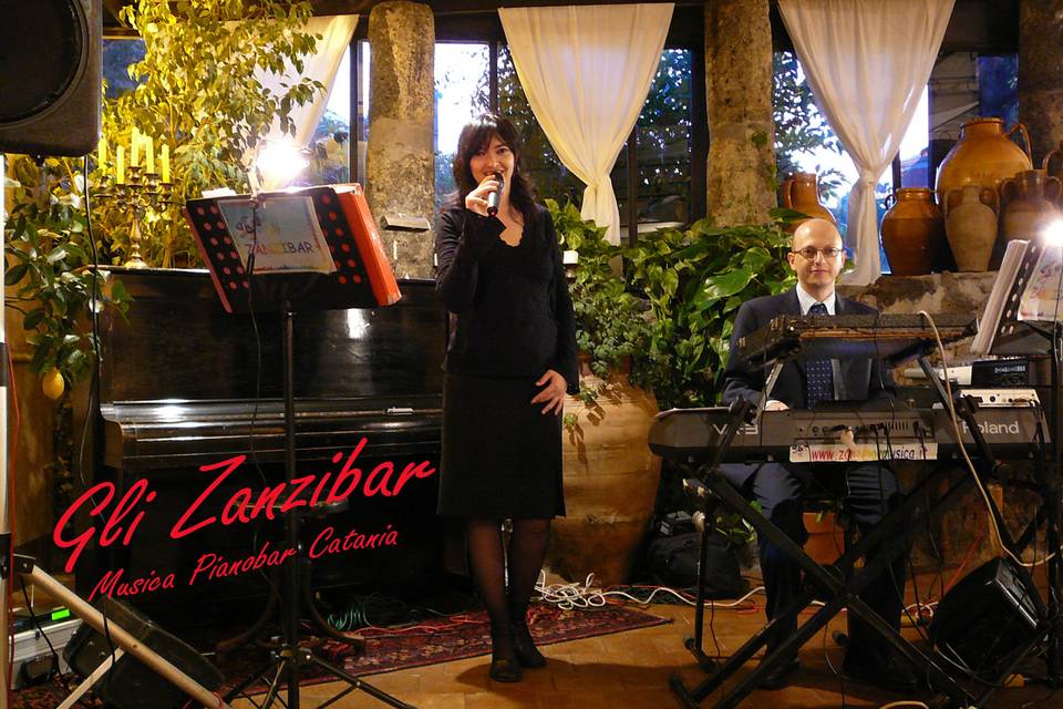 Gli Zanzibar - Matrimonio di classe sulla riviera acese