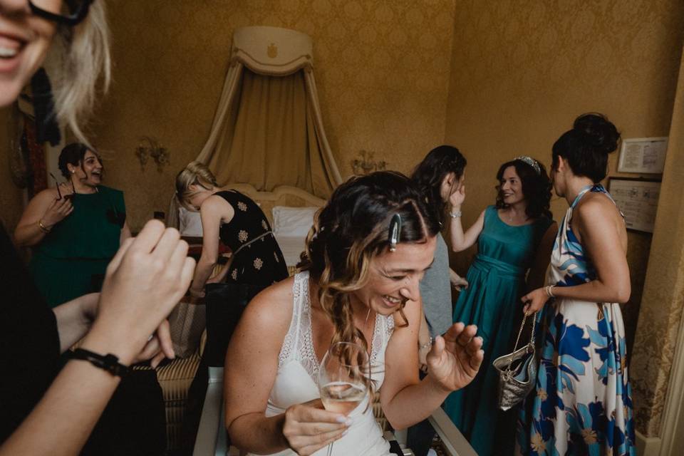 La sposa e le sue amiche