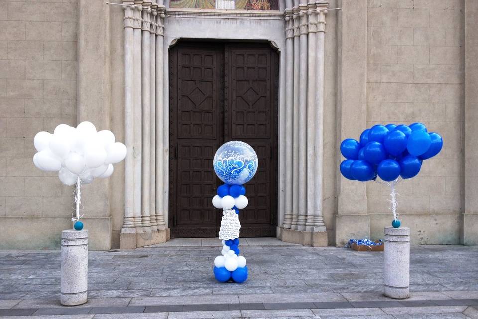 Palloncione con palloncini