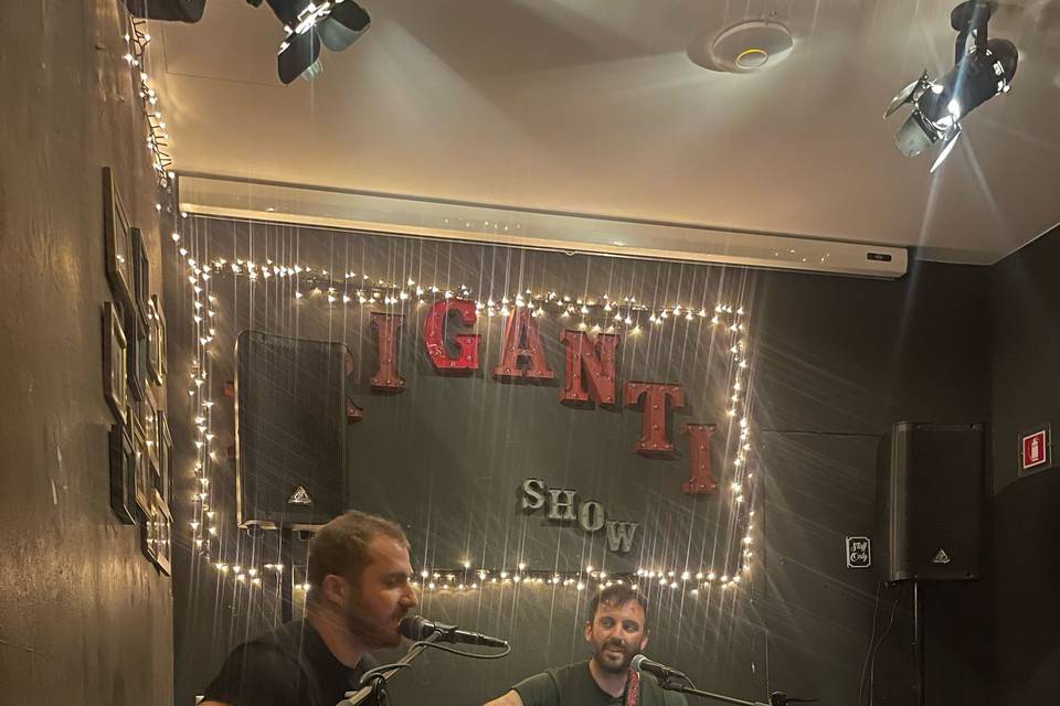 Jack & Joe Live
