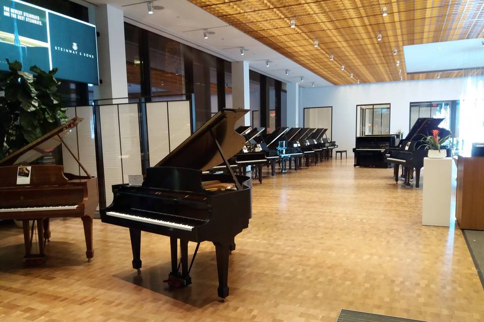 NYC steinway boutique