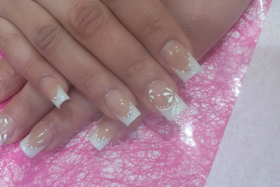 Enza Nails