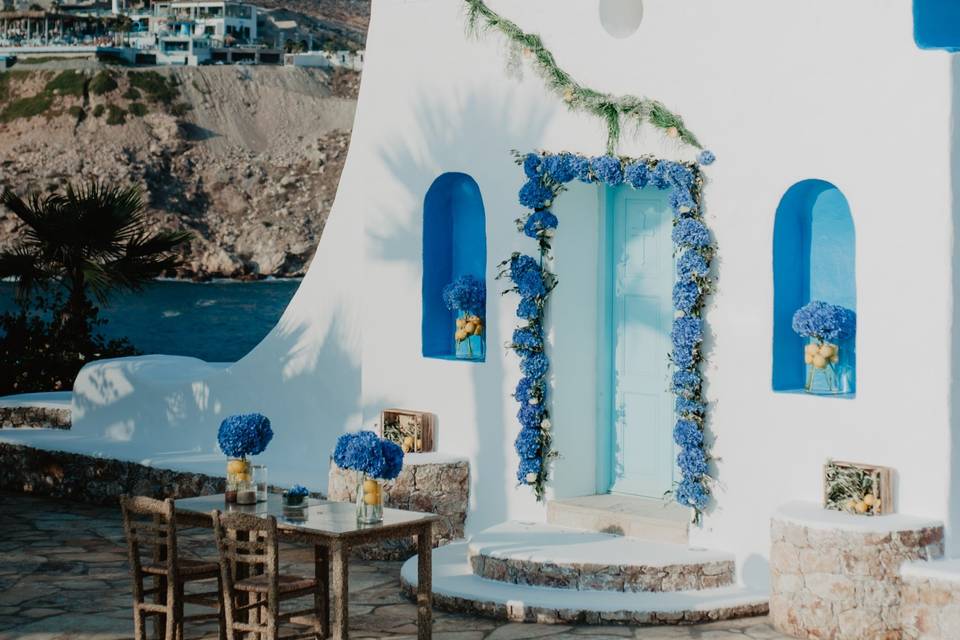 Destination wedding in greece