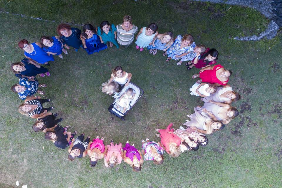 Foto di gruppo con Drone