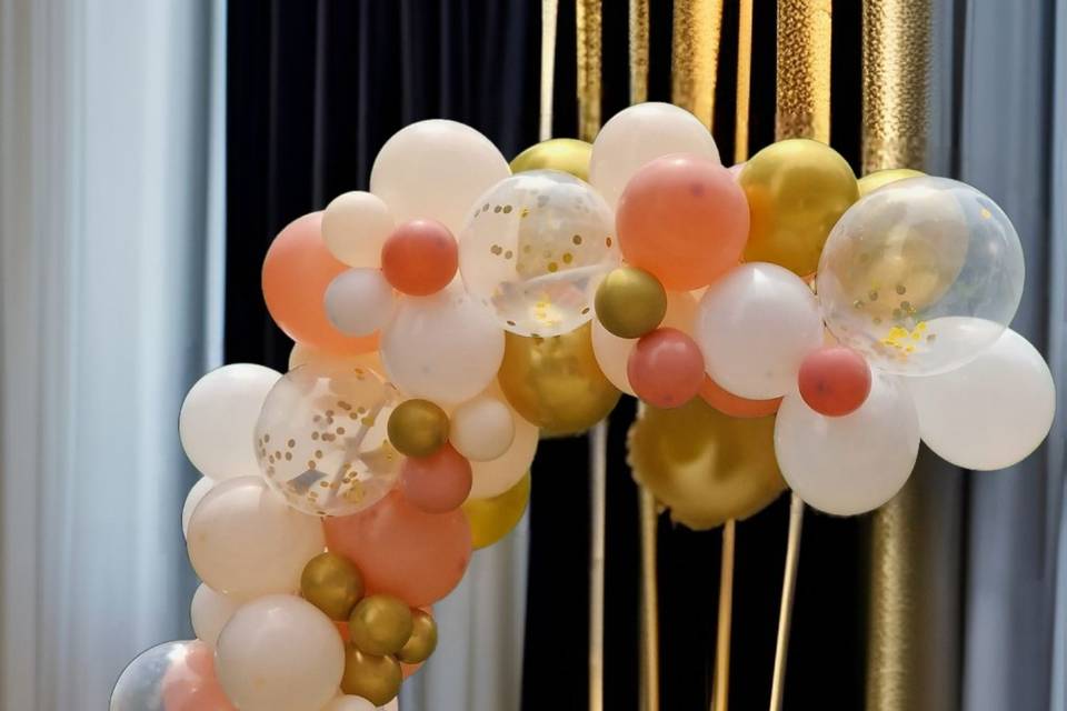 Arco di palloncini gold