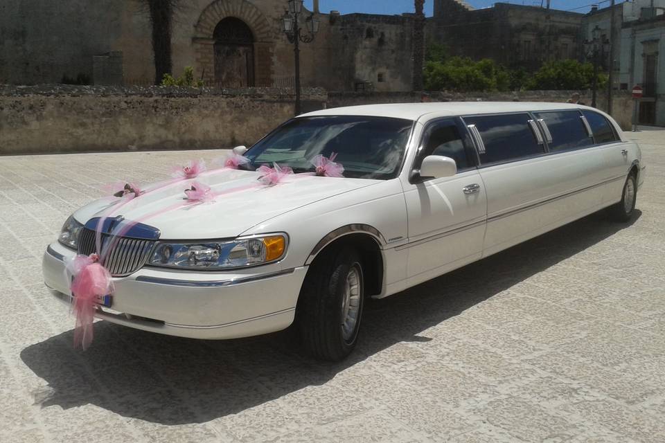 Limousine Lincoln town car