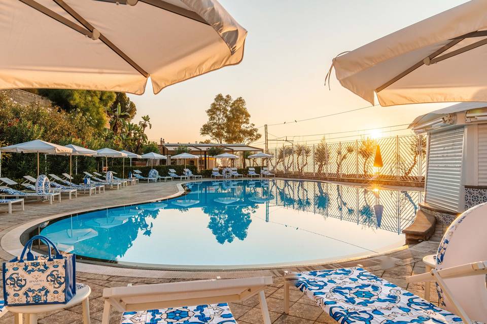 Ipanema by Guess - Beach Club Taormina