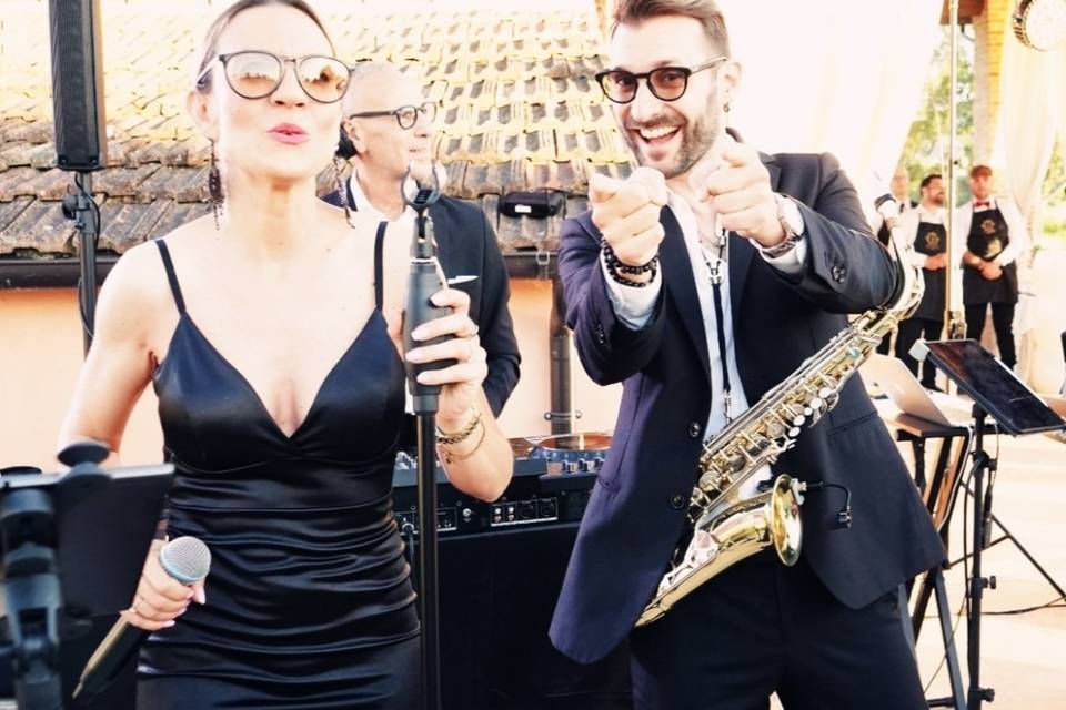 Voce Sax & Dj
