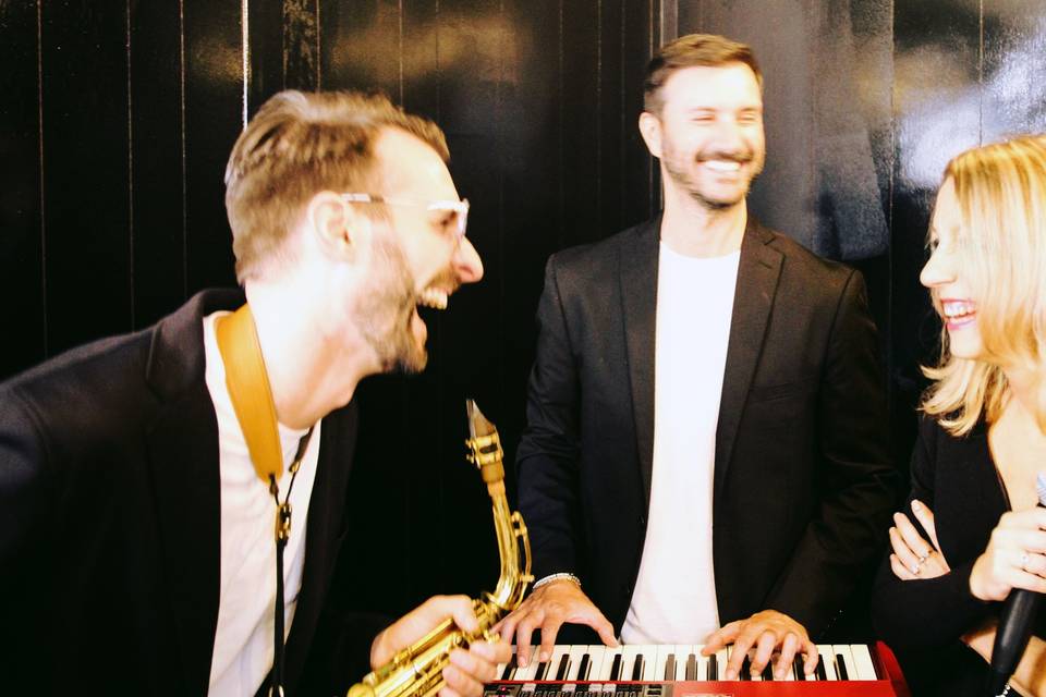 Trio piano, voce e sax