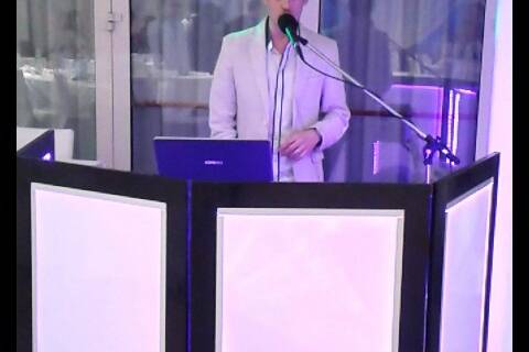 FrontDj