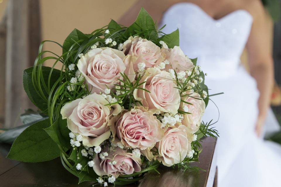 Il bouquet con la sposa