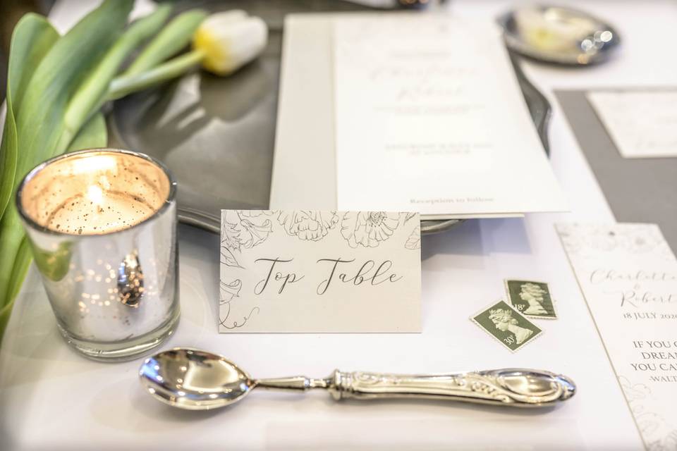 Top table setting