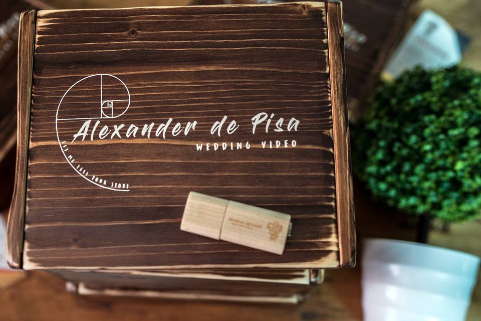 Wood Box - Wedding Delivery