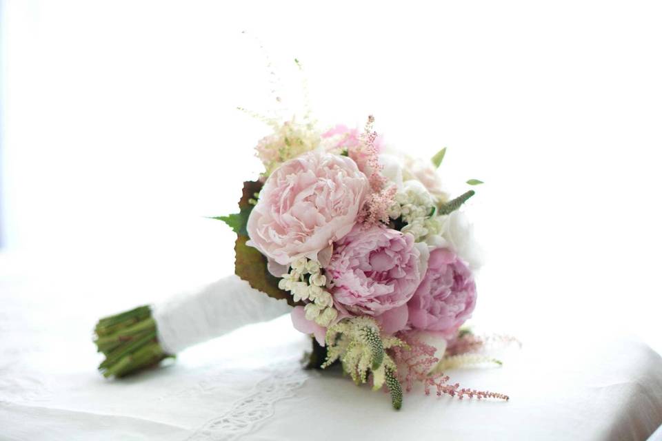 Bouquet-sposa-peonie