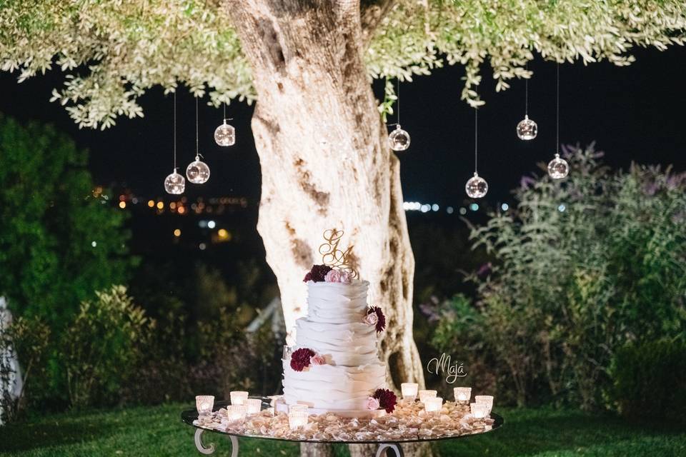 Wedding-cake