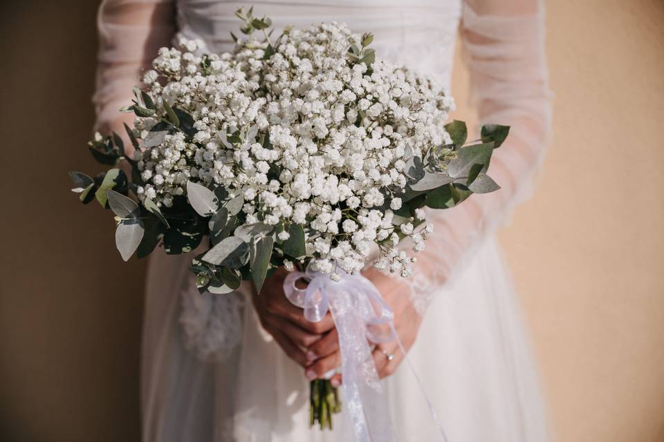 Mamma-sposa-con-bouquet