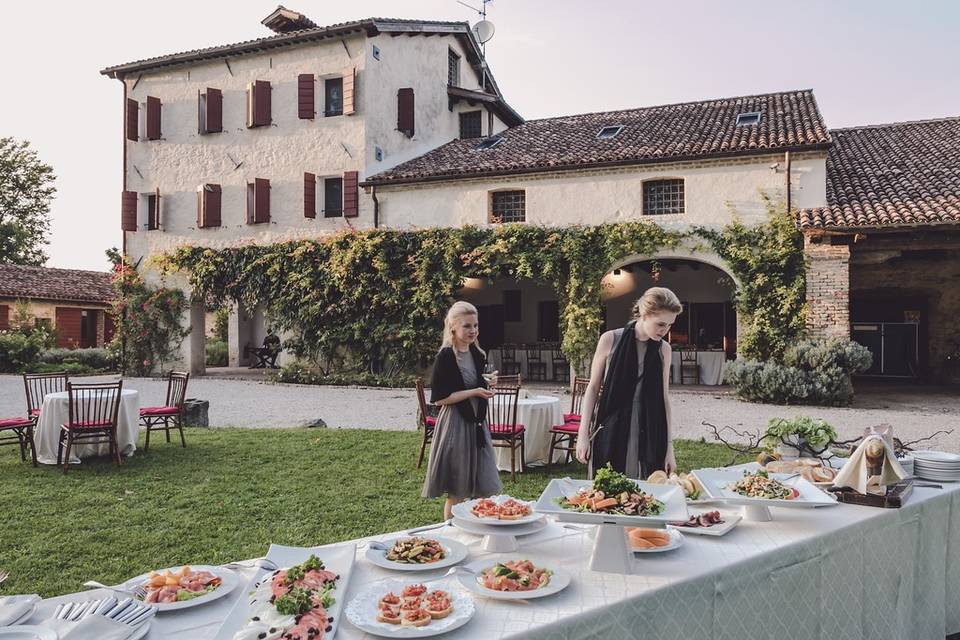 Buffet sul prato