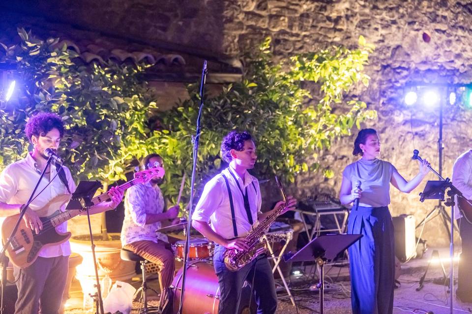 Full band