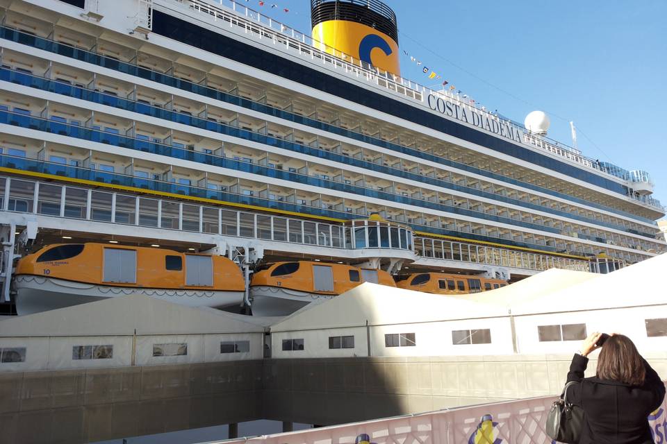 Costa diadema