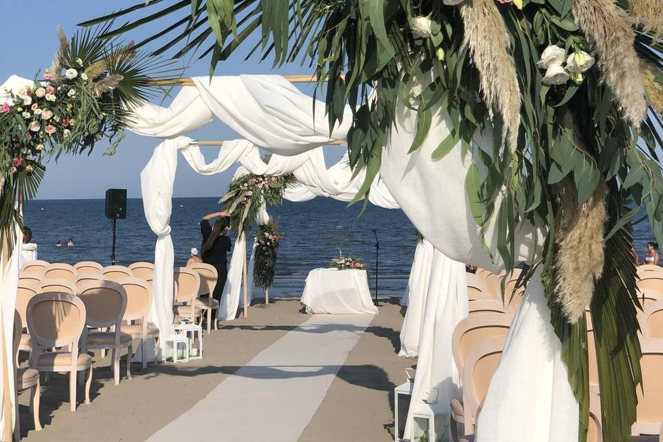 Allestimento wedding spiaggia