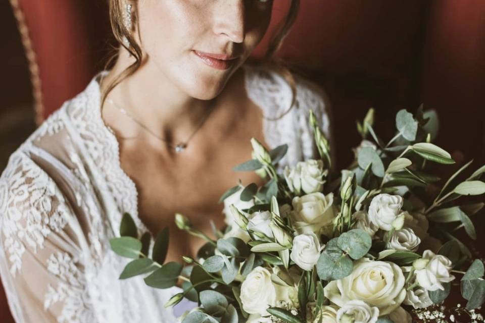 Bride and flowers