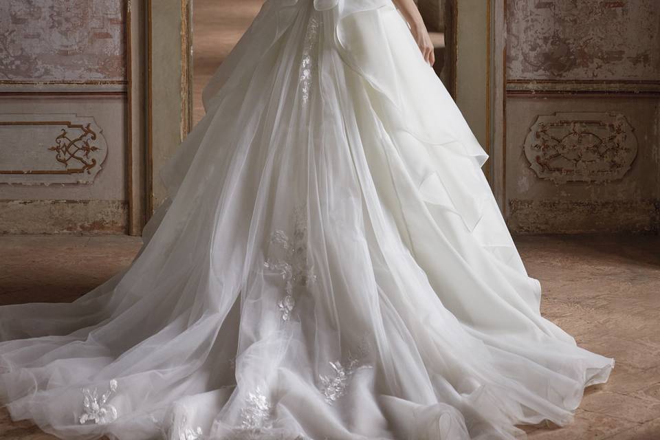 Gabriel Couture by Gabriella Sposa