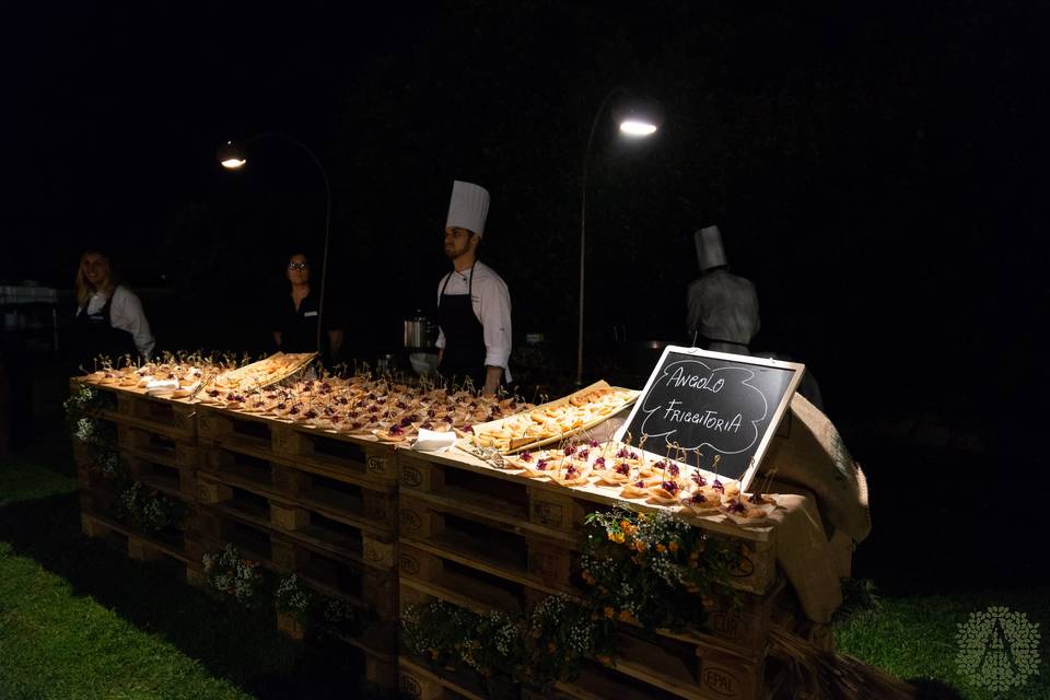 Illuminazione buffet